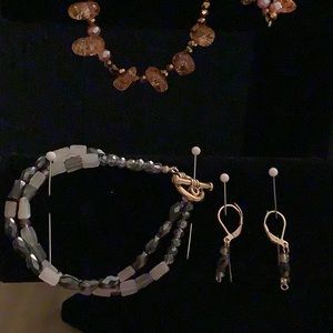 A double strand bracelet. It’s 7 and 3/4 inches long. Nickel free closures.